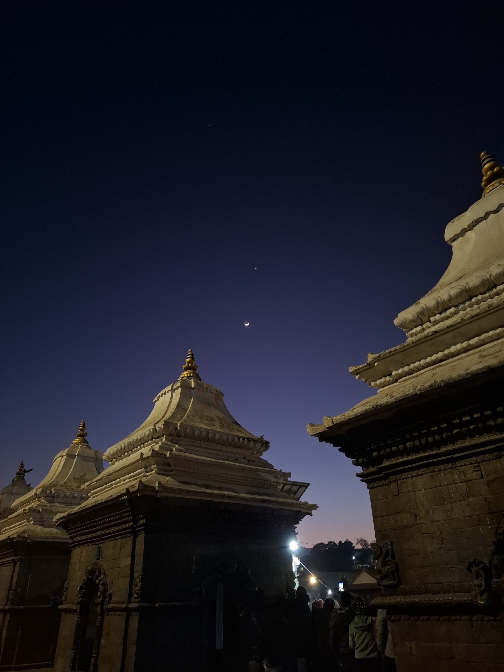 Pashupatinath Temple & Aarati Ceremony – 1-Day Spiritual Evening Tour in Kathmandu