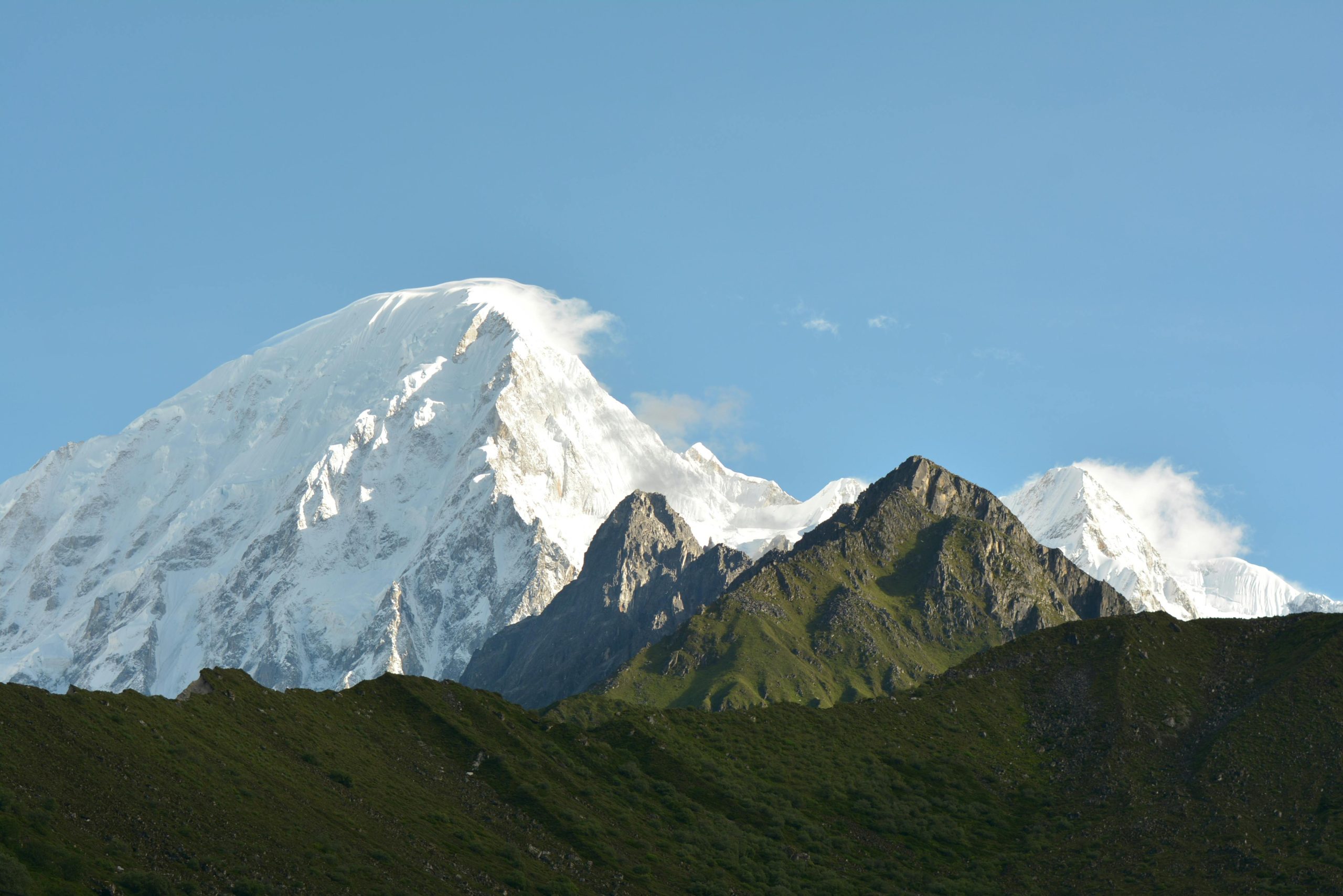 Manaslu Tsum Valley Trek – 23 Days of Sacred Trails and Remote Himalayan Beauty