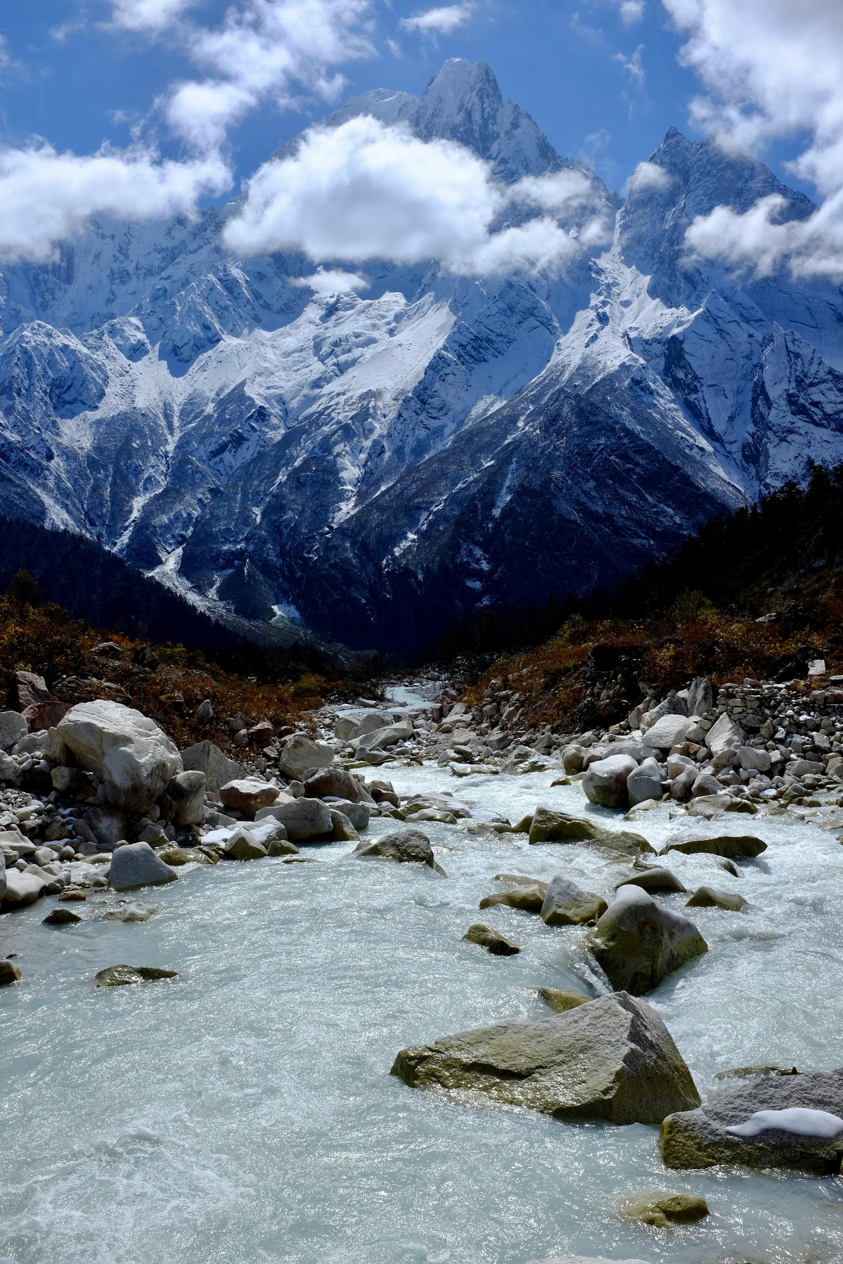 Manaslu Tsum Valley Trek – 23 Days of Sacred Trails and Remote Himalayan Beauty